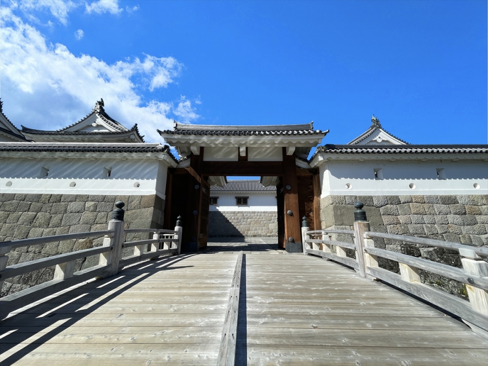 東御門